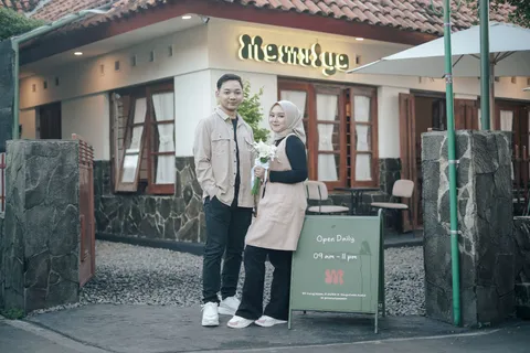Foto sampul undangan Maida & Riko