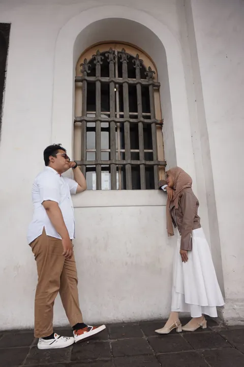 Foto sampul undangan Rizky & Oom
