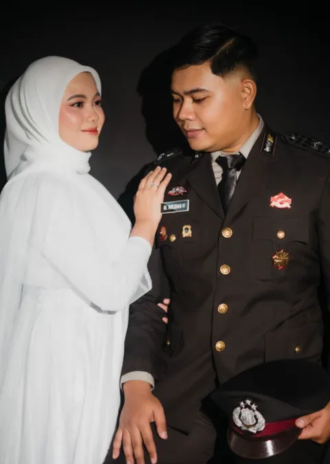 Foto sampul undangan Reyna & Wildan