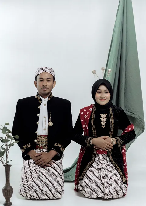 Foto sampul undangan Angga & Rodotun