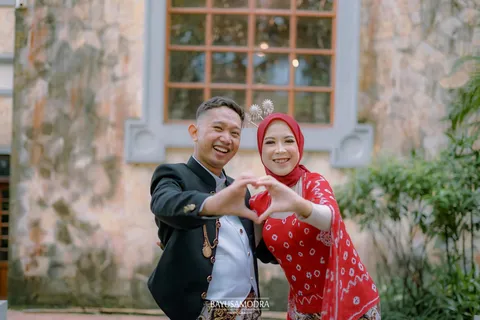 Foto sampul undangan Fathur & Fitri