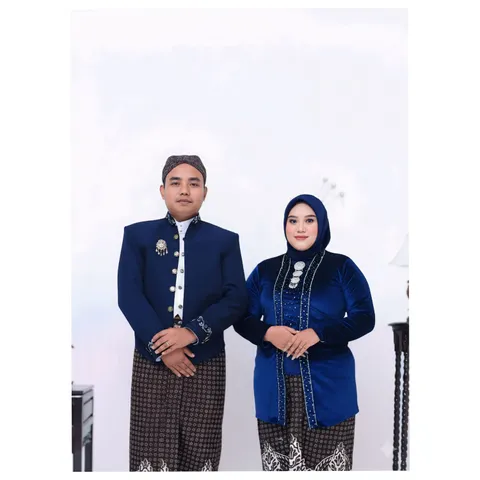 Foto sampul undangan Asep & Echa