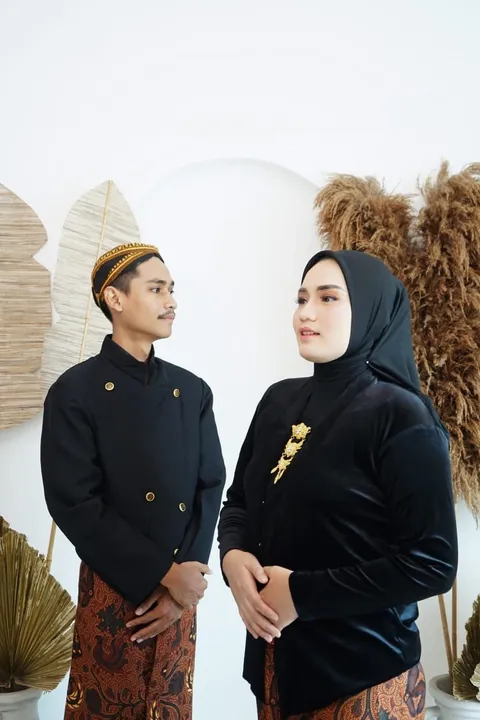 Foto sampul undangan Duo & Latifah