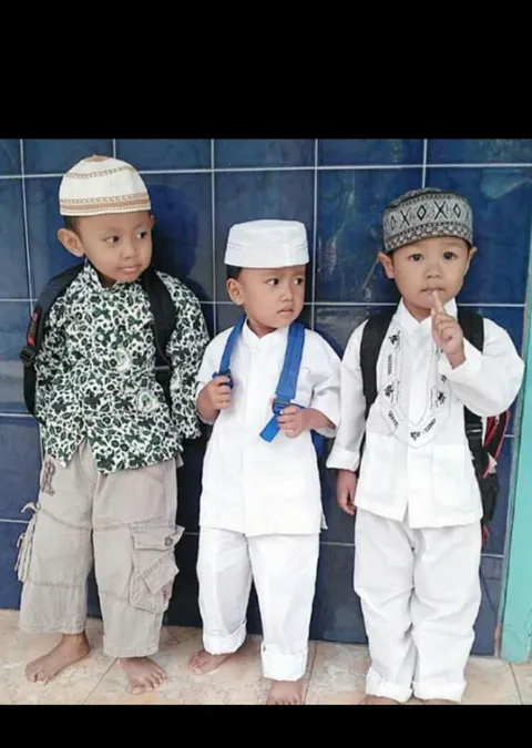 Foto sampul undangan Khitanhaidardanmusyafa