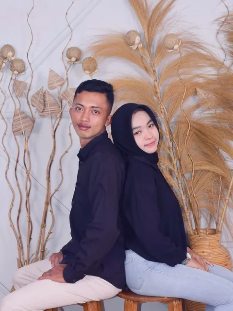 Foto sampul undangan Alfira & Yugi