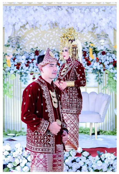 Foto sampul undangan Selva & Bob