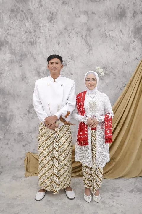 Foto sampul undangan Ghifari Vaiz Aditya & Shofiatur Rohmah