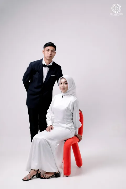 Foto sampul undangan Ulvi & Erik