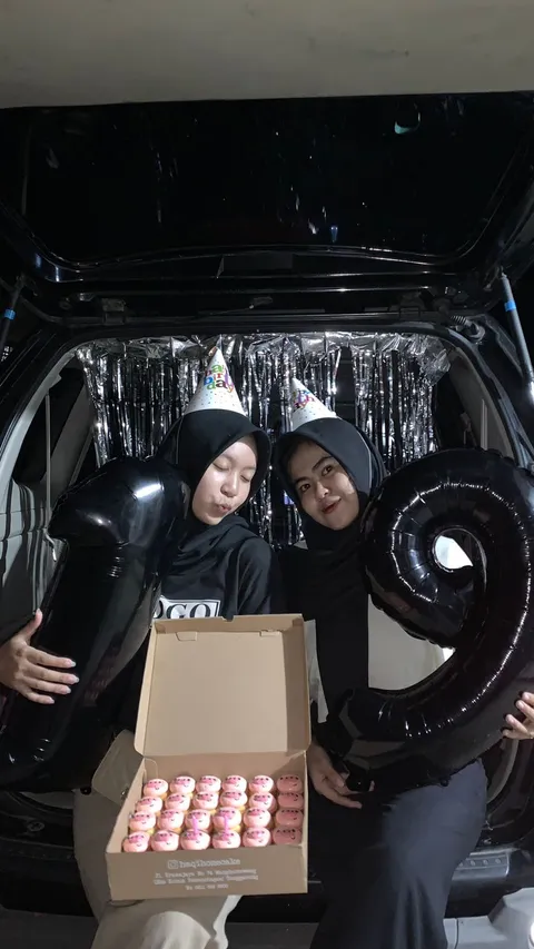 Foto sampul undangan Ayucantik
