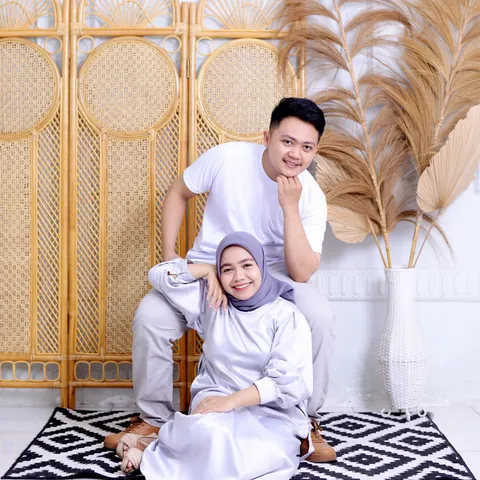 Foto sampul undangan Ana & Kuat