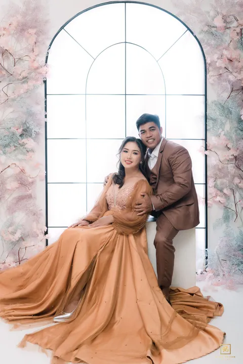Foto sampul undangan Liya & Melky