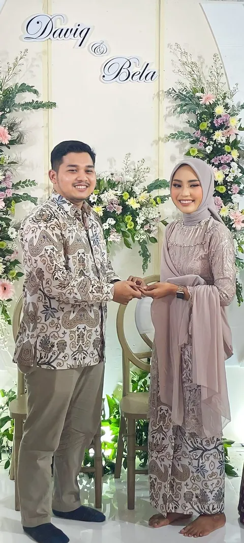 Foto sampul undangan Dafiq & Bella