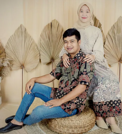 Foto sampul undangan Fadlun Budiman & Tanti Erlinda Rahmawati