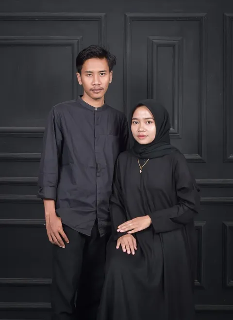 Foto sampul undangan Linda Mursilawatissyifa & Lalu Gilang Maulana