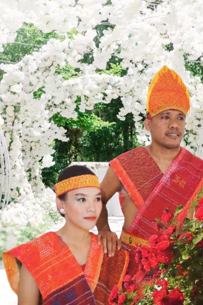 Foto sampul undangan Kristia Viannauli Napitupulu & Ronal Situngkir