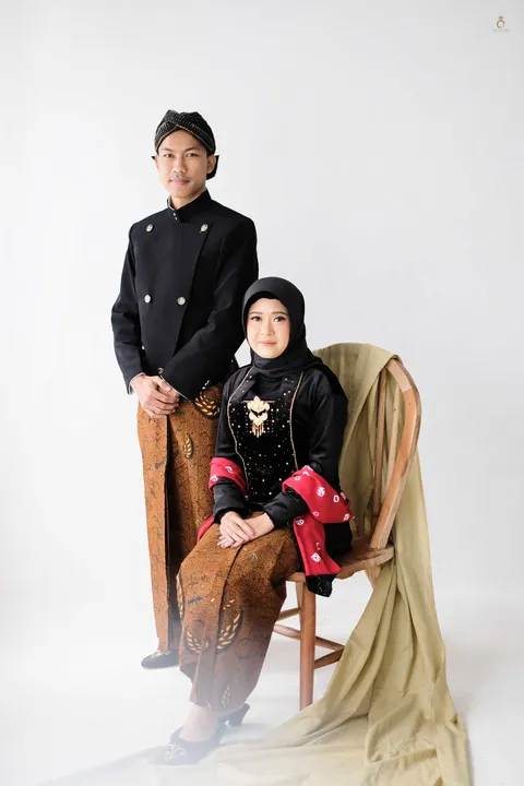 Foto sampul undangan Zaen & Alma
