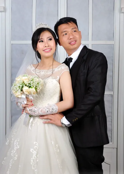 Foto sampul undangan Shinta & Charles