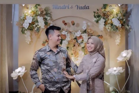 Foto sampul undangan Nindri & Yuda