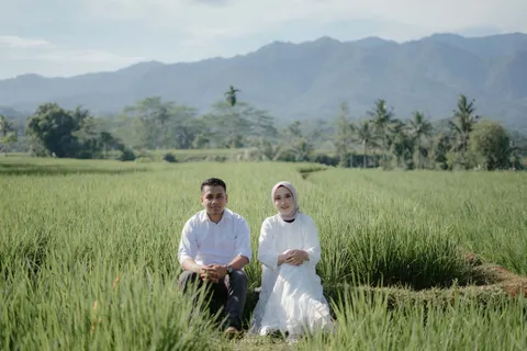 Foto sampul undangan Fajar & Leli