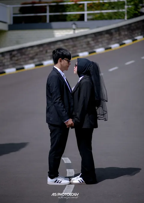 Foto sampul undangan Dina & Sulton