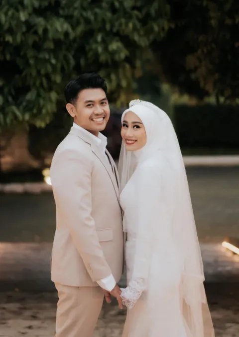 Foto sampul undangan Akifah & Fathan