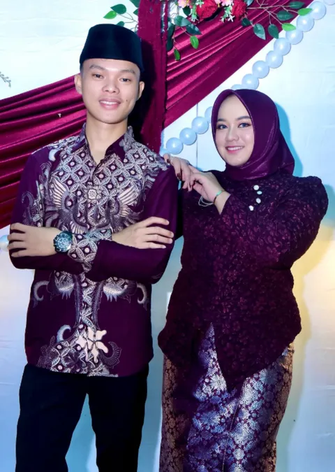 Foto sampul undangan Andini & Juandi
