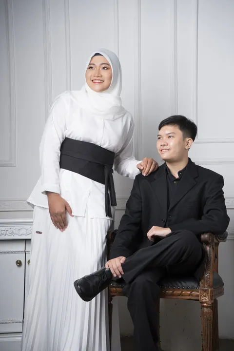 Foto sampul undangan Rizki Amalia & Abdul Aziz Subayu