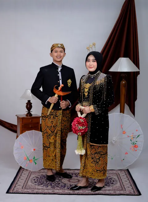 Foto sampul undangan Tina & Rizky
