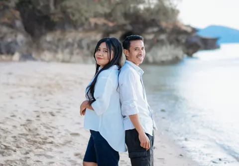 Foto sampul undangan Erlin & Trisno