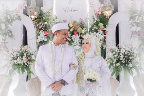 Foto sampul undangan Nurul & Hakim