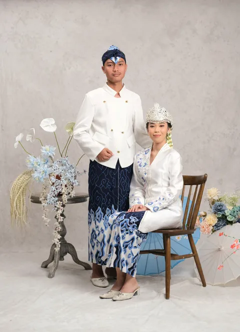 Foto sampul undangan Feby & Sandi
