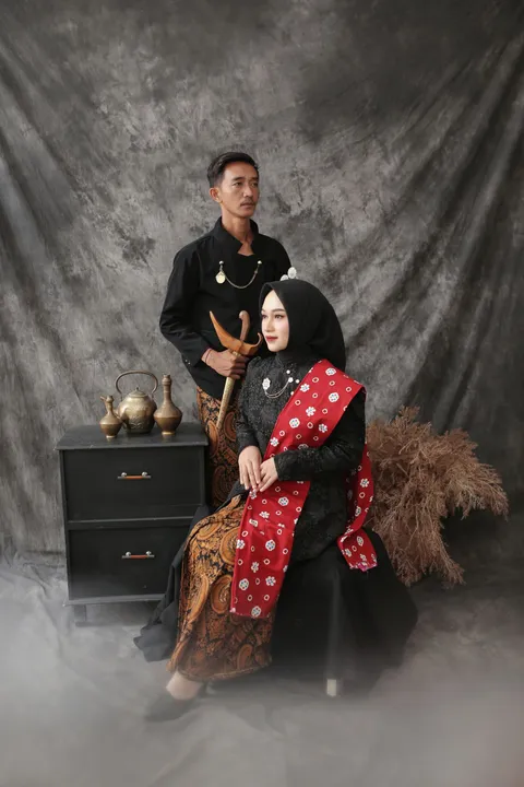 Foto sampul undangan Redho Kurniawan & Lisa Arianto