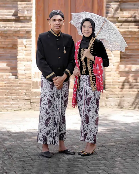 Foto sampul undangan Anang & Lia