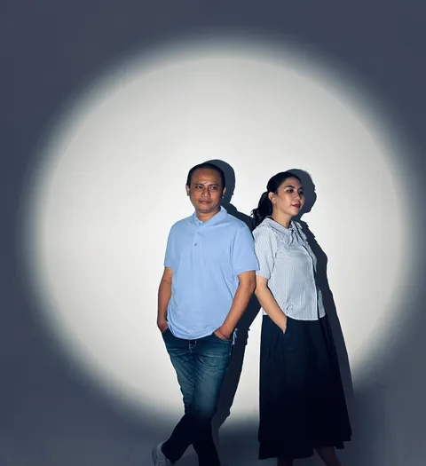 Foto sampul undangan Abang & Ade