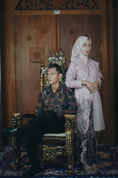 Foto sampul undangan Eva Dwi & Purwanto