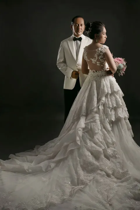 Foto sampul undangan Lezia & Deral