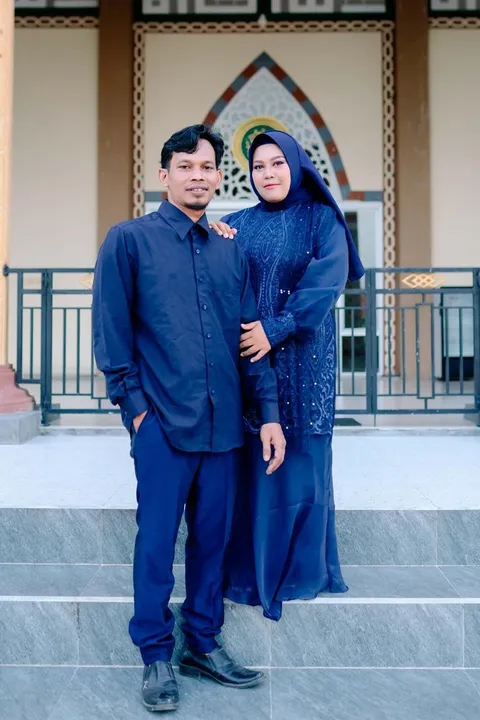 Foto sampul undangan Novi & Yadi