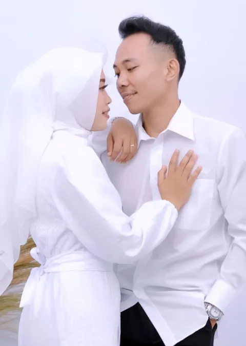 Foto sampul undangan Desry Mulyani & Indrawono