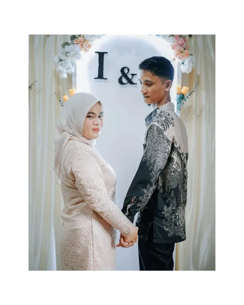 Foto sampul undangan Rima & Ilham