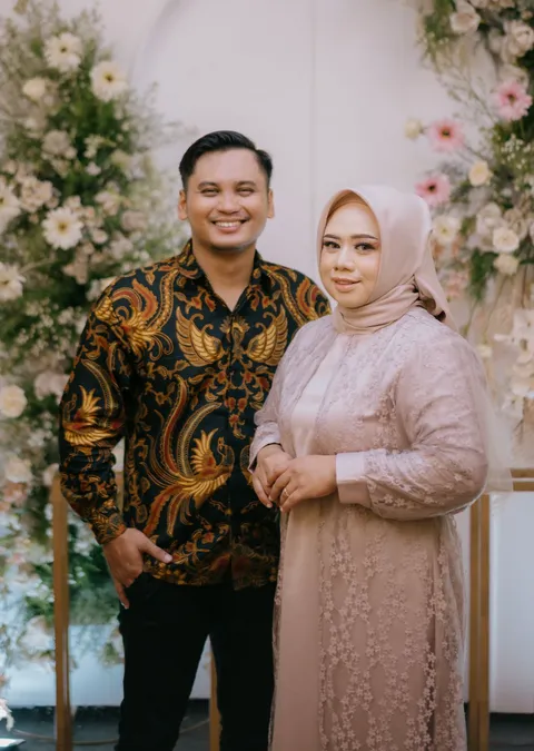 Foto sampul undangan Amrul & Yeyen