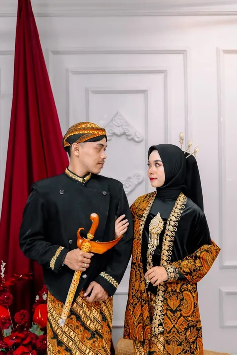 Foto sampul undangan Yuliana & Arif