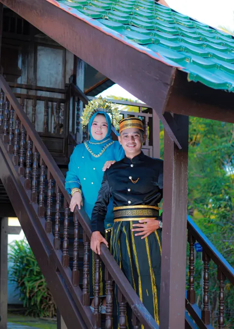 Foto sampul undangan Andi Yulia & Ahmad Idris
