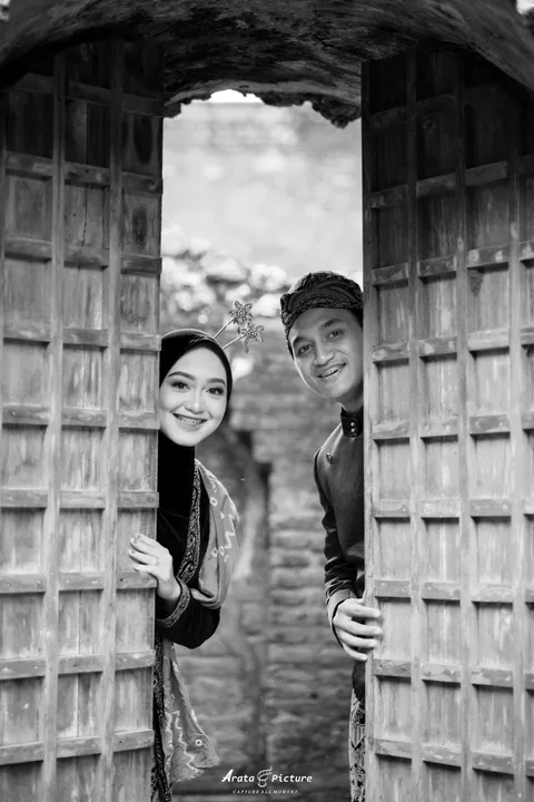 Foto sampul undangan Satrio & Sabil