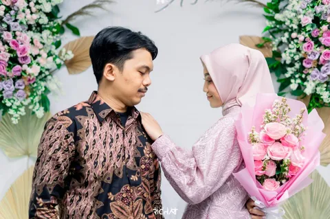 Foto sampul undangan Aqmal & Niya