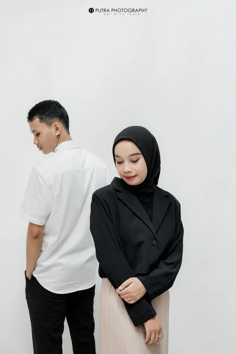 Foto sampul undangan Lina & Ade