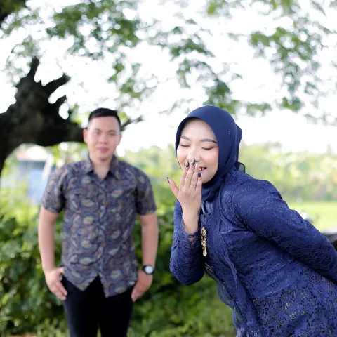 Foto sampul undangan Devin & Rudi