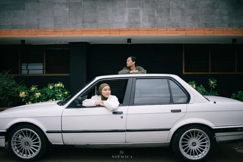 Foto sampul undangan Ozman & Athaya