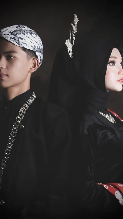 Foto sampul undangan Ranti & Zikri