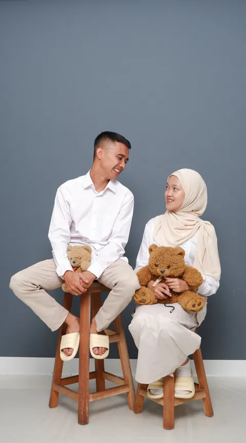 Foto sampul undangan Deris & Minhaj