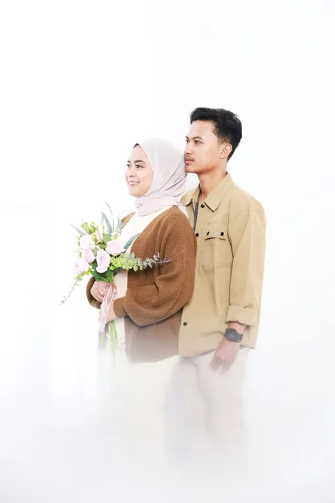 Foto sampul undangan Ade Sumasa Gondowangi & Mayvina Surya Mahardhika Utami
